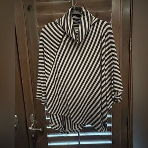 Capote Turtleneck Poncho Tan and Gray Striped - fuzzy, cozy, Size S/M -